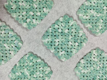 Load image into Gallery viewer, Crochet pot holders